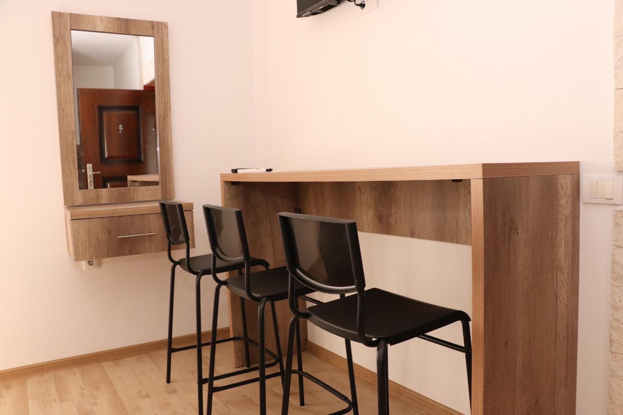 Gjinaj Apartments ウルツィニ エクステリア 写真
