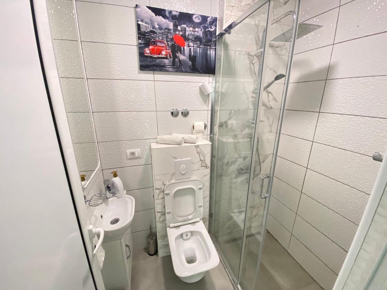 Gjinaj Apartments ウルツィニ エクステリア 写真